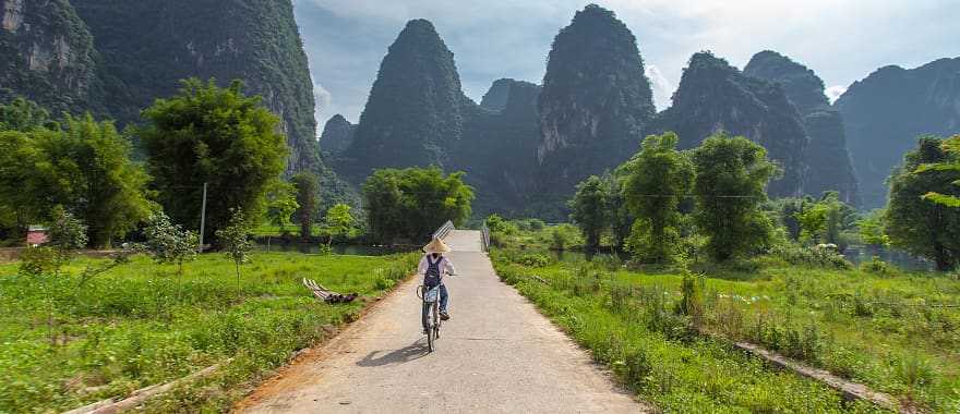 Bicycle tour around Yangshuo, Guangxi, China