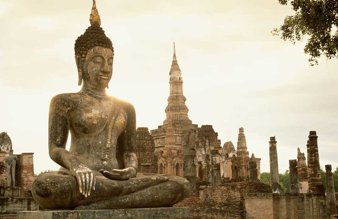 Wat Mahathat Temple, Ayutthaya, Thailand.