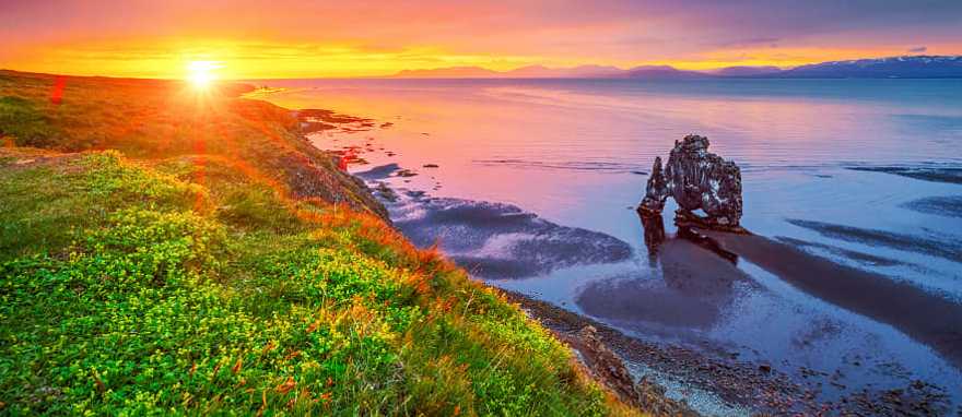 Hvítserkur rock formation on the Vatnsnes peninsula in North-West Iceland