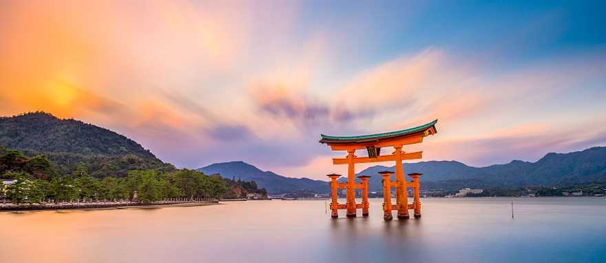 Itsukushima Shrine, the floating tori gate of Miyajima, Japan Itsukushima Shrine, the floating tori gate of Miyajima, Japan
