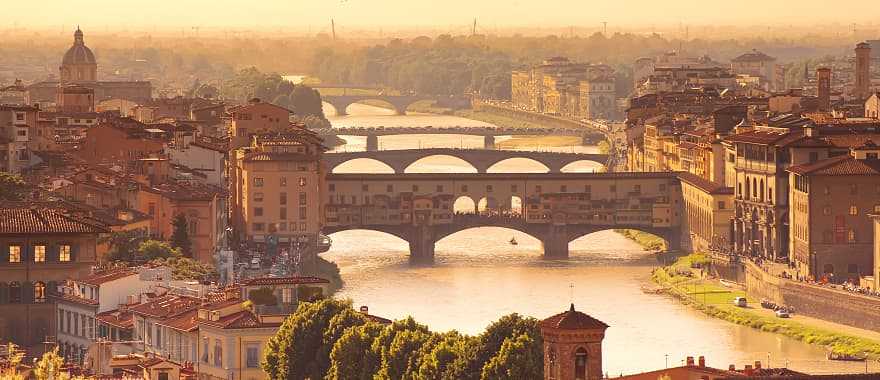 Ponte Vecchio bridge at sunrise, Italy, Florence