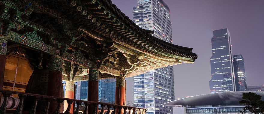 Bongeunsa Temple in Seoul, South Korea Traditional Bongeunsa Temple pavilion contrasting with the modern skyscrapers of Gangnam.