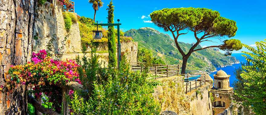 Ravello is one of the most beautiful towns on the Amalfi Coast, surrounded by mountains, Italy Ravello is one of the most beautiful towns on the Amalfi Coast, surrounded by mountains, Italy